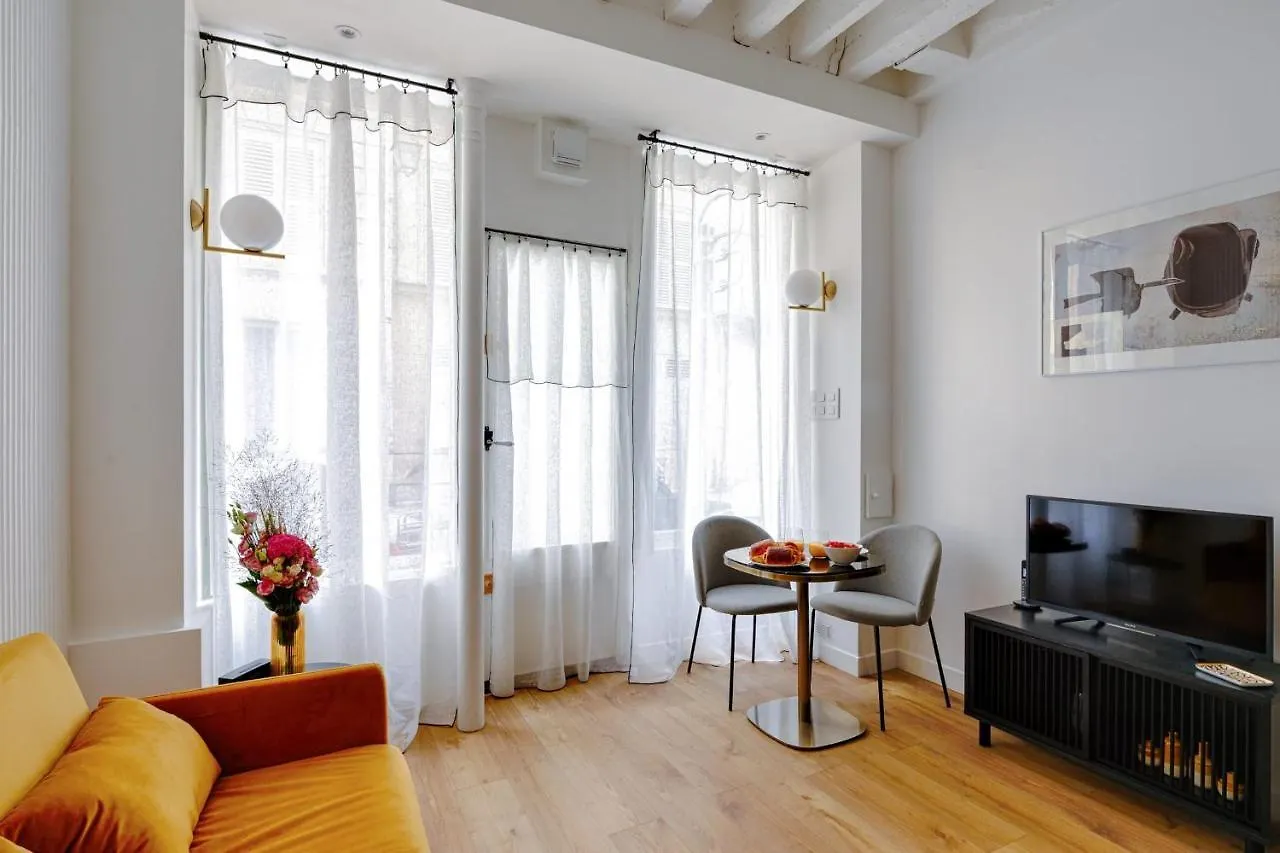 Appartement Design Ile St Louis - Welkeys Paris 0*,  Fransa